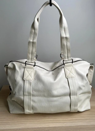 Superbe sac à bandoulière, similicuir, crème,grande capacité,neuf, brand: Tendance, condizioni: Ottime, €25.00, €26.95 include la Protezione acquisti