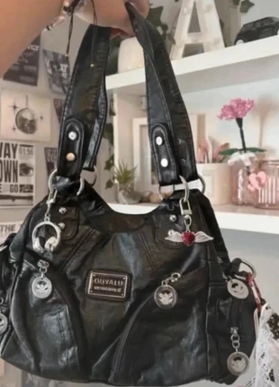 Handbag noir décoré – look goth Y2K, marca: y2k, estado: Muito bom, €34.90, €37.35 inclui Proteção do Comprador