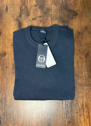Magnifique pull d’hiver en laine Sergio Tacchini authentique, neuf - Marine XL, brand: Sergio Tacchini, condition: New with tags, size: XL, €49.00, €52.15 includes Buyer Protection Pro