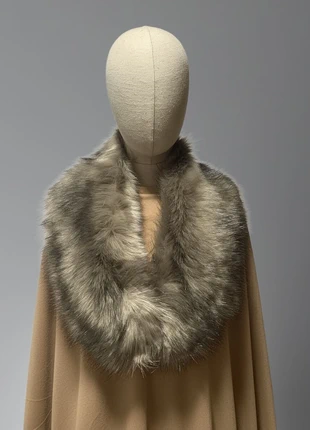 Cuello pelo sintético de color café/marrón grisáceo, marque: BK cuello pelo sintético café, état: Très bon état, 15,95 €, 17,45 € Protection acheteurs incluse