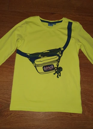 Jongens longsleeve, merk: Authentic, staat: Heel goed, maat: 5 jaar / 110 cm, € 2,50, € 3,33 inclusief Kopersbescherming