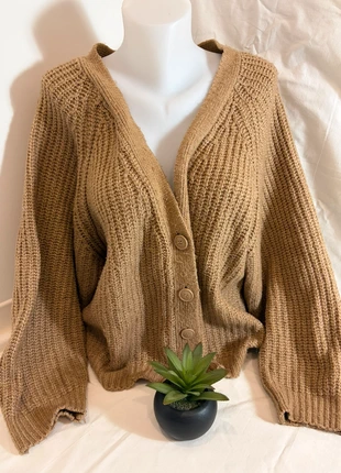 Cardigan marron avec boutons tendance, brand: Tendance, condition: Good, size: M / 38 / 10, €6.50, €7.53 includes Buyer Protection