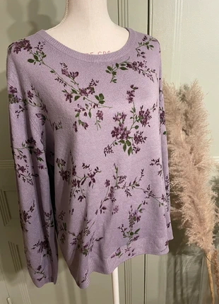 Pull fluide Lila motif fleuri - taille L - esprit retro romantique, merk: ingrid wenders, staat: Heel goed, maat: L / 40 / 12, € 9,90, € 11,10 inclusief Kopersbescherming