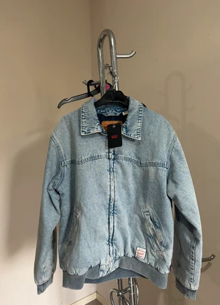 Veste Embarcadero Aviator, merk: Levi's, staat: Nieuw met prijskaartje, maat: M, € 65,00, € 68,95 inclusief Kopersbescherming