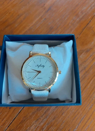 Montre femme, brand: Quartz, condizioni: Nuovo senza cartellino, taglia: Taglia unica, €4.00, €4.90 include la Protezione acquisti