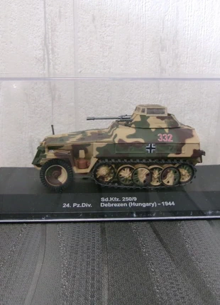 Eaglemoss, Véhicules Militaires, 1/43, N°15 Sd.KfZ.250/9, brand: EAGLEMOSS COLLECTIONS, condition: Very good, size: Preemie, up to 44cm, €10.00, €11.20 includes Buyer Protection Pro