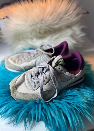 Baskets de course Nike pointure36 gris violet chaussures de sport, marca: Nike, estado: Bueno, tamaño: 36, 2,00 €, 2,80 € Protección al comprador incluida