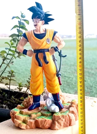 Figurine San goku géante dragon Ball z, marca: Dragon Ball Z, estado: Muito bom, tamanho: Tamanho único, €29.00, €31.15 inclui Proteção do Comprador