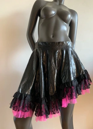 Rokje latex Punk met kant maat 36 gothic kinky, merk: Phaze, staat: Goed, maat: S / 36 / 8, € 10,00, € 11,20 inclusief Kopersbescherming