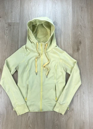 Veste Lululemon Jaune Taille 10 (Équivalent EU 42), brand: Lululemon, condition: Good, size: XL / 42 / 14, €50.00, €53.20 includes Buyer Protection Pro