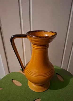 Pichet ancien en grès signé Angèle H 21cm, marke: Angèle, zustand: Neu, 22,00 €, 23,80 € inklusive Vinted-Käuferschutz