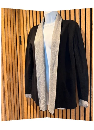 Wow Zwarte vestjas met grijze sjaalkraag – ideaal voor het najaar, merk: Primark, staat: Heel goed, maat: S / 36 / 8, € 5,00, € 5,95 inclusief Kopersbescherming