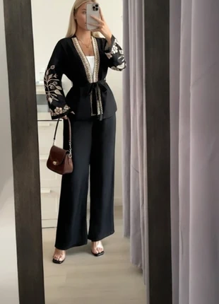 Ensemble 2 pièce noir brodé - Taille M, brand: LOOK, condition: New without tags, size: M / 38 / 10, €49.90, €53.10 includes Buyer Protection Pro