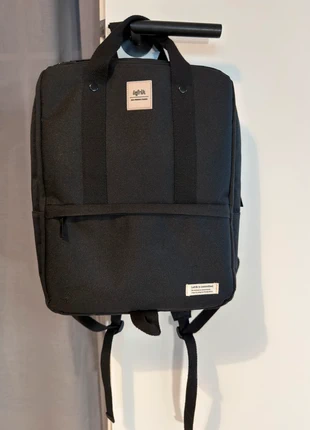 Lefrik Smart Daily 13" Backpack Black, merk: Lefrik, staat: Goed, € 18,00, € 19,60 inclusief Kopersbescherming