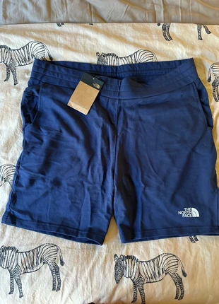 The North Face Exercise Shorts New with Tags, marque: The North Face, état: Neuf avec étiquette, taille: XL, 15,00 €, 16,45 € Protection acheteurs incluse