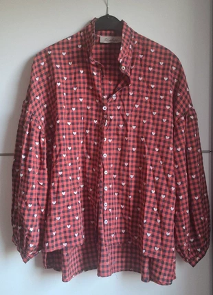 Jolie chemise ample originale, brand: Timeless, condizioni: Ottime, taglia: Taglia unica, €8.00, €9.10 include la Protezione acquisti