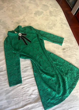 vestito in pizzo verde, brand: NOBRAND.PT, condizioni: Ottime, taglia: S / IT 40 / EU 36, €5.00, €5.95 include la Protezione acquisti