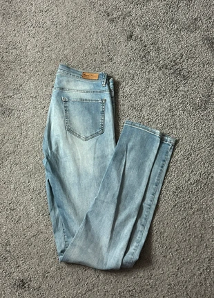 Jean femme denim bleu – Caroll Woman, marque: Caroll, état: Très bon état, taille: M / 38 / 10, 9,00 €, 10,15 € Protection acheteurs incluse