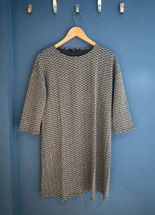 Robe à motifs MANGO, marca: Mango, estado: Nuevo sin etiquetas, tamaño: M / 38 / 10, 7,00 €, 8,05 € Protección al comprador incluida