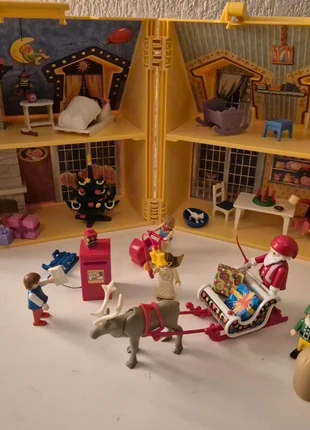 “Kerst bij Familie Weltevree – Santa komt langs met cadeautjes!”, merk: Playmobil, staat: Heel goed, maat: Universeel, € 44,95, € 47,90 inclusief Kopersbescherming