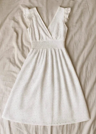 Robe broderie anglaise blanche, brand: maison lila, condition: Very good, size: M / 38 / 10, €44.99, €47.94 includes Buyer Protection