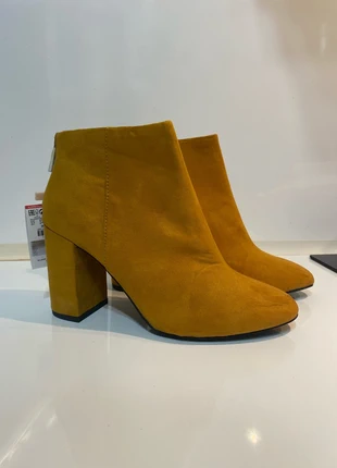 Bottines pull&bear, marca: Pull & Bear, estado: Novo com etiquetas, tamanho: 37, €10.00, €11.20 inclui Proteção do Comprador