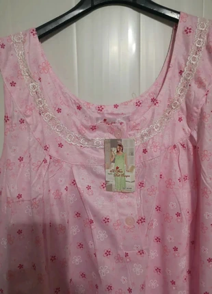 Camicia da notte con spalline taglia 52 italiana, marque: i fiori dell' Europa, état: Neuf avec étiquette, taille: 4XL / 48 / 20, 15,00 €, 16,45 € Protection acheteurs incluse