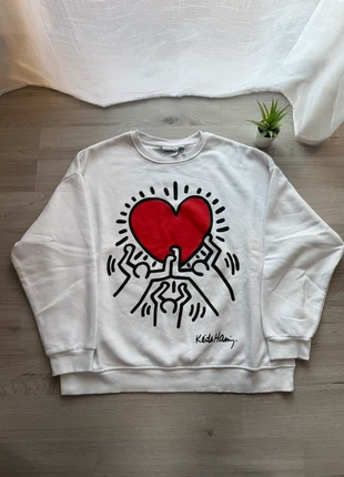 Felpa bianca streetstyle Holding Heart, marca: Vintage Dressing, estado: Novo sem etiquetas, tamanho: M, €55.00, €58.45 inclui Proteção do Comprador