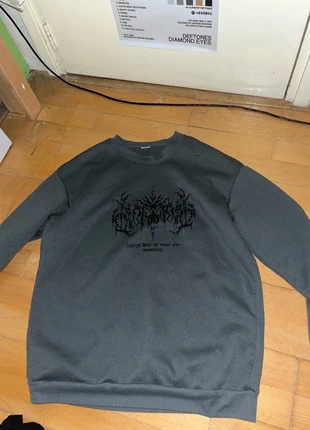 Alt sweater, merk: Alternative, staat: Heel goed, maat: L, € 6,00, € 7,00 inclusief Kopersbescherming