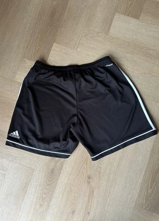 Adidas Short ( Size L ), merk: adidas, staat: Heel goed, maat: L, € 4,95, € 5,90 inclusief Kopersbescherming