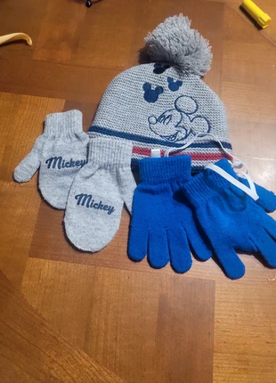 Bonnet enfant, brand: Disney, condizioni: Ottime, taglia: 6-12 mesi, 47 cm, €2.00, €2.80 include la Protezione acquisti