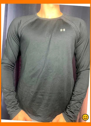 Haut de sport Under Armour noir pour homme taille M, merk: Under Armour, staat: Heel goed, maat: M, € 19,00, € 20,65 inclusief Kopersbescherming