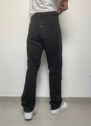 Jean Levi’s 521 homme W32 L34 coupe droite couleur noir 100% coton (545), marque: Levi's, état: Très bon état, taille: W32 | FR 42, 19,99 €, 21,69 € Protection acheteurs (Pro) incluse