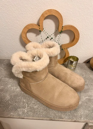 Damen Winterschuhe Gr 38, marque: New Yorker, état: Neuf sans étiquette, taille: 38, 7,00 €, 8,05 € Protection acheteurs incluse