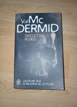 Skeleron road, état: Très bon état, 1,50 €, 2,28 € Protection acheteurs incluse