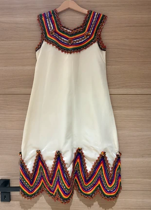 Robe fille berbère kabyle, marke: aucune, zustand: Sehr gut, größe: 7 Jahre / 122, 15,00 €, 16,45 € inklusive Vinted-Käuferschutz