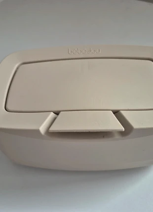 Wipe box, marque: Bébé-jou, état: Très bon état, 2,00 €, 2,80 € Protection acheteurs incluse