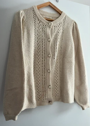 Cardigan grosse maille crème Intemporel, marque: Intemporel, état: Très bon état, taille: M / 38 / 10, 10,00 €, 11,20 € Protection acheteurs incluse