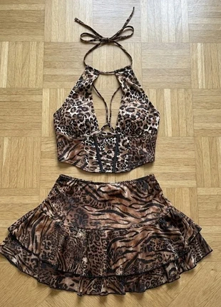 Ensemble léopard deux pièces taille m, condizioni: Ottime, taglia: M / IT 42 / EU 38, €44.99, €47.94 include la Protezione acquisti