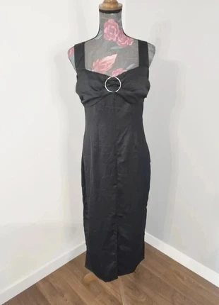 Magnifique robe longue noire, taille 38, état: Très bon état, taille: M / 38 / 10, 6,00 €, 7,00 € Protection acheteurs incluse