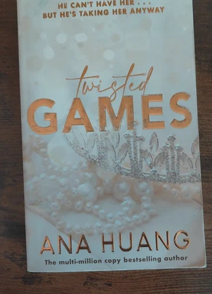 Twisted games book, staat: Veelgebruikt, € 5,00, € 5,95 inclusief Kopersbescherming