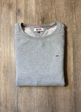 Pull sweat crewneck col rond Tommy Hilfiger gris, Taille S, brand: Tommy Hilfiger, condition: Very good, size: S, €20.00, €21.70 includes Buyer Protection