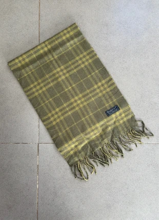 Écharpe burberry verte, marke: Burberry, zustand: Sehr gut, 25,00 €, 26,95 € inklusive Vinted-Käuferschutz