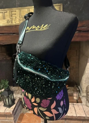 Banane vert émeraude à sequins – soirée, fêtes, paillettes, bandoulière réglable, brand: pas de marque, condition: Very good, €15.00, €16.45 includes Buyer Protection