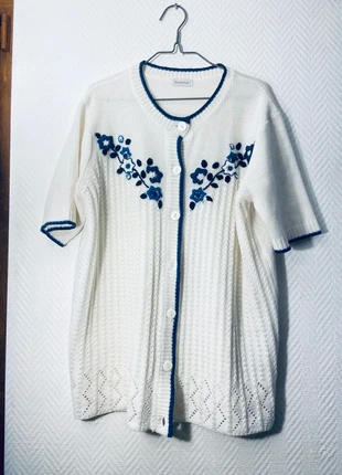Cardigan Vintage Blanc Crème Brodé Fleurs Bleues – Manches Courtes – Blanche Porte, brand: Blancheporte, condition: Very good, size: L / 40 / 12, €3.00, €3.85 includes Buyer Protection