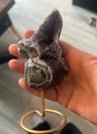 Bijzondere amethist op standaard 🩷🌸, merk: Trendy, staat: Heel goed, € 32,00, € 34,30 inclusief Kopersbescherming