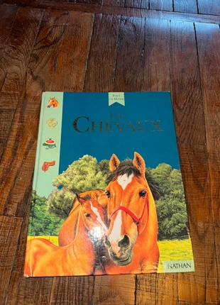 Grand livre les chevaux, condition: Very good, €5.00, €5.95 includes Buyer Protection