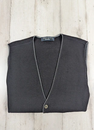 Gilet noir sans manches Yves Saint Laurent – Taille estimée L (voir dimensions) | très bon état, marque: Saint Laurent, état: Très bon état, taille: L, 35,00 €, 37,45 € Protection acheteurs incluse