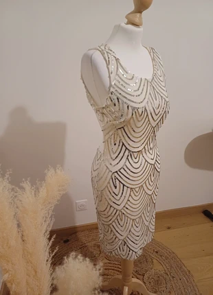 Robe blanche avec sequins argentés - T.XS/S (34/36), zustand: Sehr gut, größe: XS / 34 / 6, 15,00 €, 16,45 € beinhaltet Vinted-Käuferschutz Pro