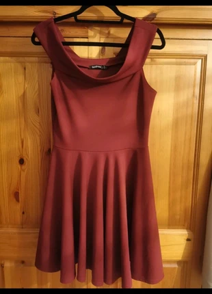 Boohoo burgundy skater dress size UK14 / EUR42 (small fitting, best for UK10–12), brand: Boohoo, condition: Very good, size: XL / 42 / 14, €6.99, €8.04 includes Buyer Protection